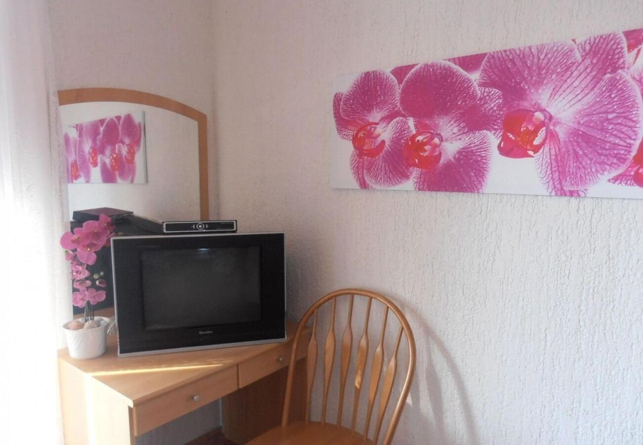 Apartment Dragica Malinska Extérieur photo