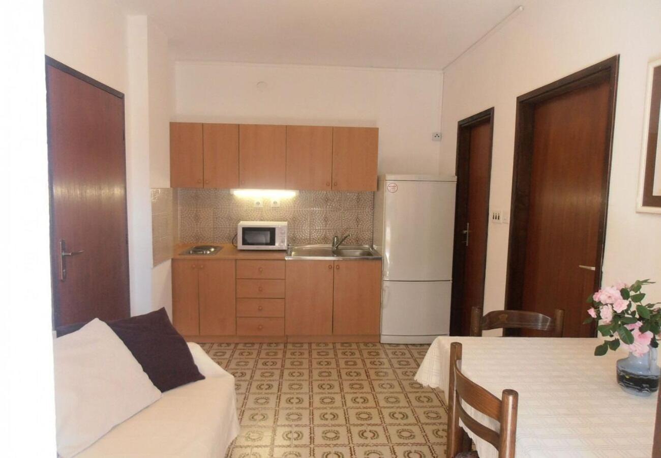 Apartment Dragica Malinska Extérieur photo