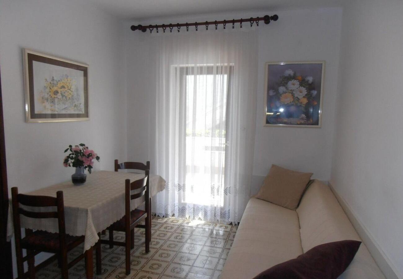 Apartment Dragica Malinska Extérieur photo